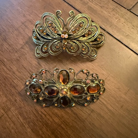 Vintage Elegant Gold and Brown Hair Clips - Picture 1 of 4